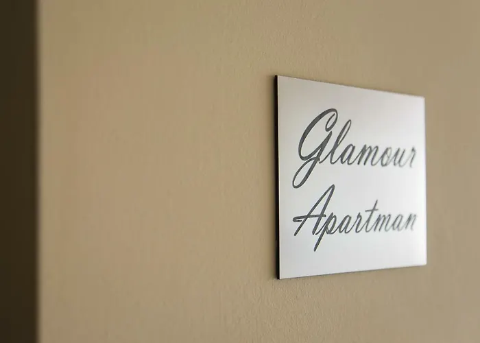 Glamour Apartman * Eger